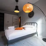 Apartman Lights *